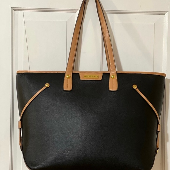 Adrienne Vittadini Black and Tan Tote with Gold Hardware - Picture 9 of 9